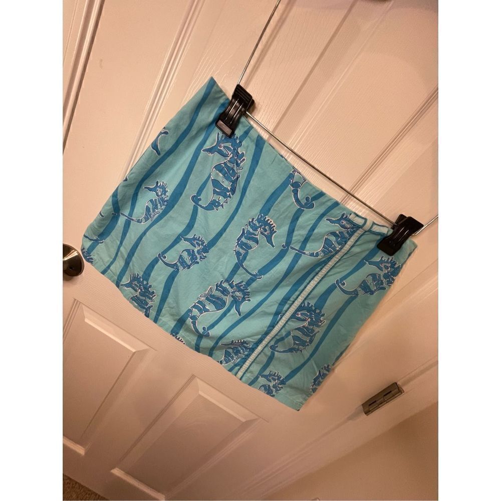 Lilly Pulitzer women’s vintage white label seahorse skort medium